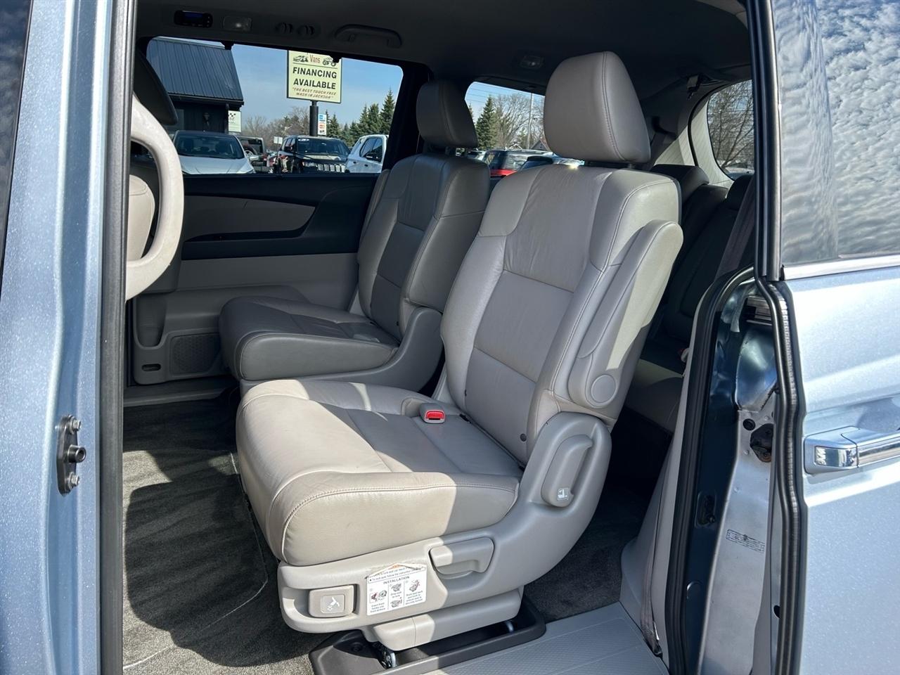 Honda Odyssey 5dr Touring 2012