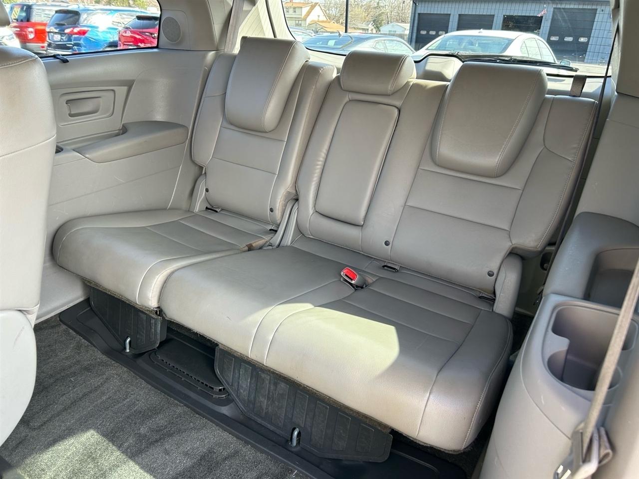 Honda Odyssey 5dr Touring 2012