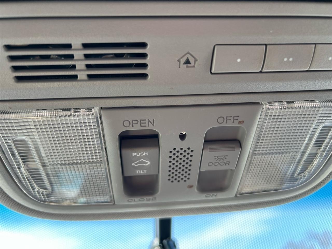 Honda Odyssey 5dr Touring 2012