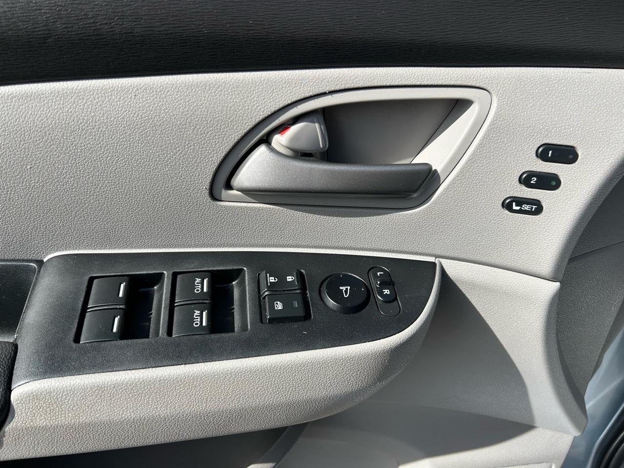 Honda Odyssey 5dr Touring 2012