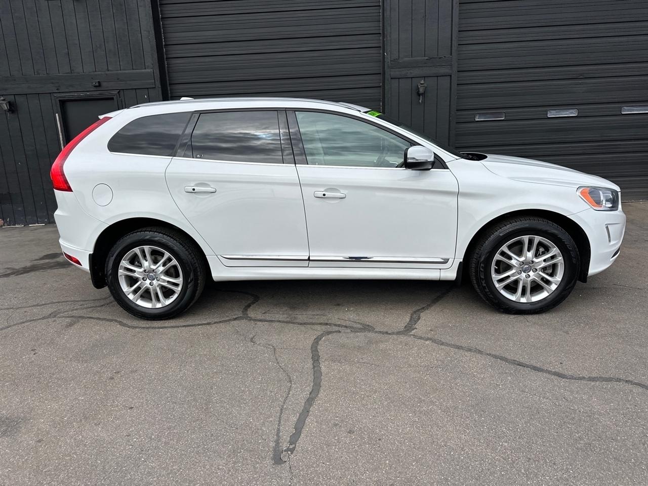 Volvo XC60 AWD 4dr 3.2L 2014