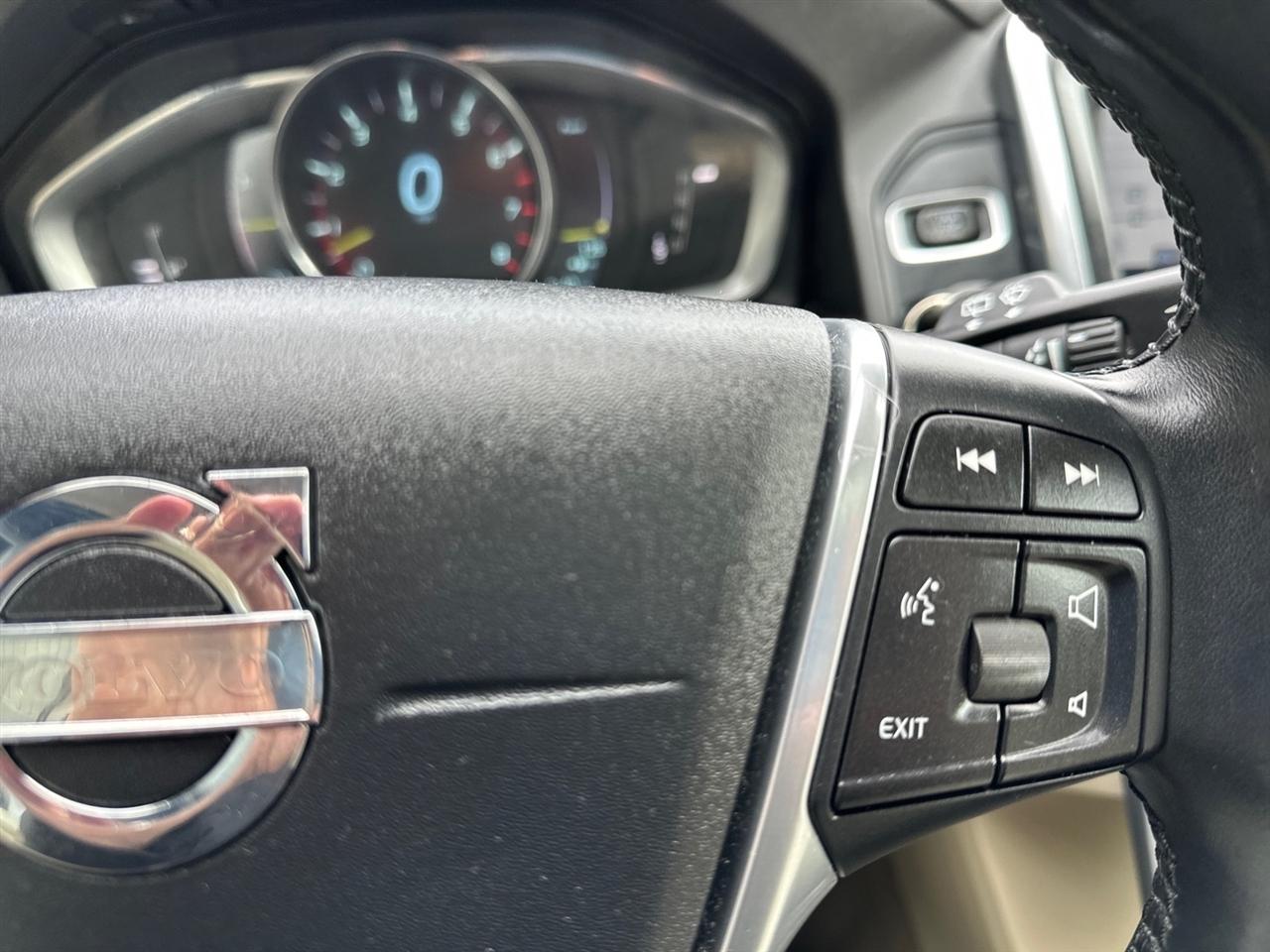 Volvo XC60 AWD 4dr 3.2L 2014