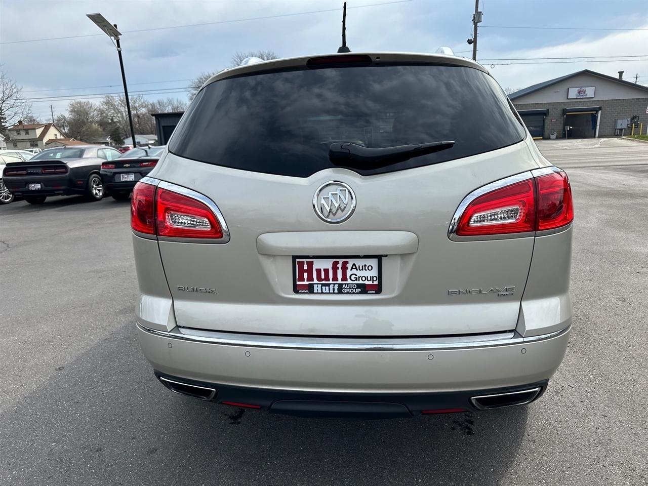 Buick Enclave AWD 4dr Leather 2017