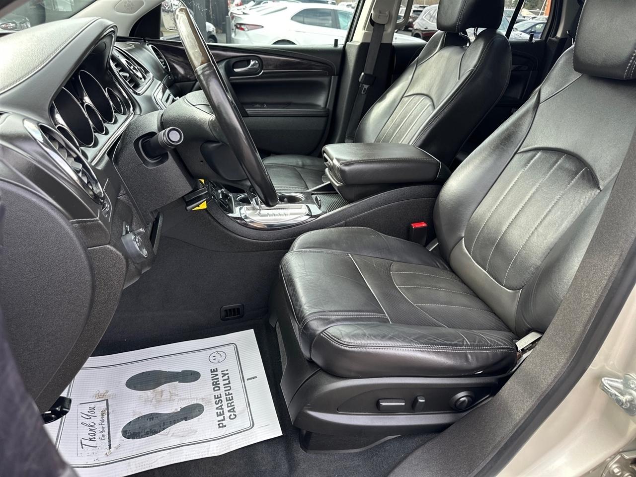 Buick Enclave AWD 4dr Leather 2017