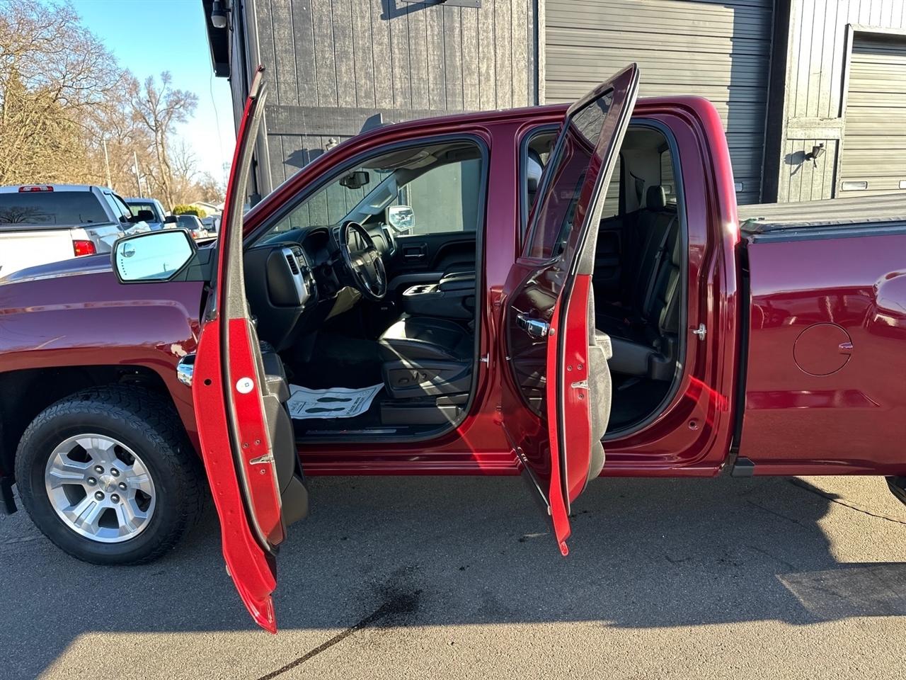 Chevrolet Silverado 1500 4WD Double Cab 143.5" LTZ w/2LZ 2016