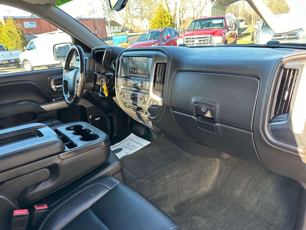 Chevrolet Silverado 1500 4WD Double Cab 143.5" LTZ w/2LZ 2016