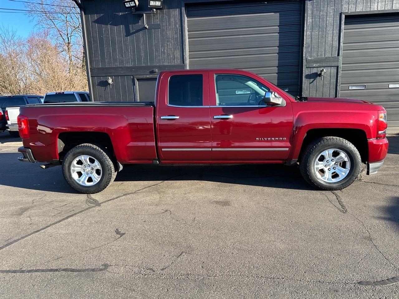 Chevrolet Silverado 1500 4WD Double Cab 143.5" LTZ w/2LZ 2016