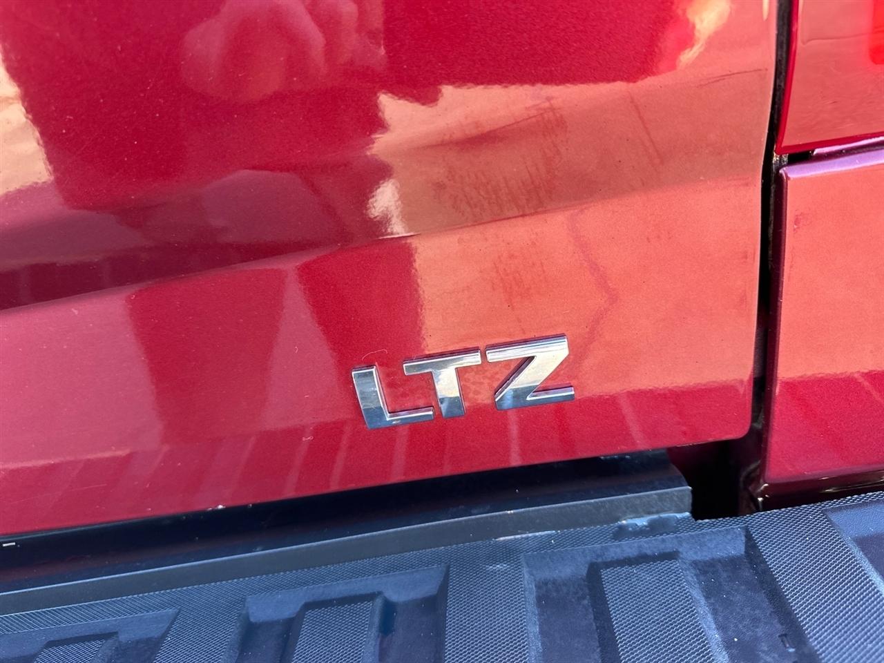 Chevrolet Silverado 1500 4WD Double Cab 143.5" LTZ w/2LZ 2016