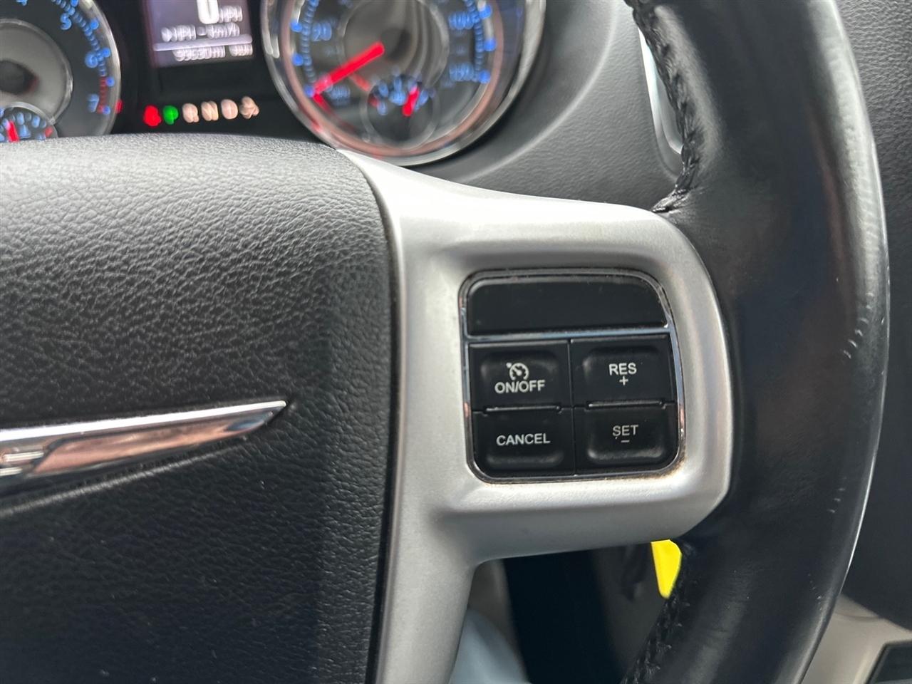 Chrysler Town & Country 4dr Wgn Touring 2016