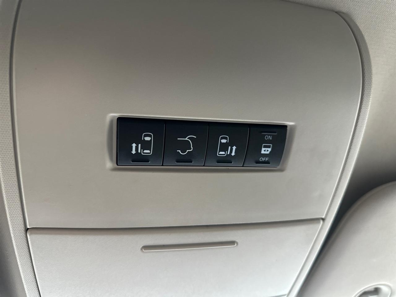 Chrysler Town & Country 4dr Wgn Touring 2016