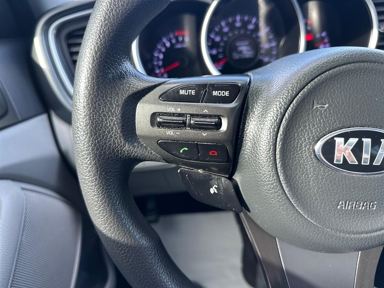 Kia Optima 4dr Sdn LX 2015