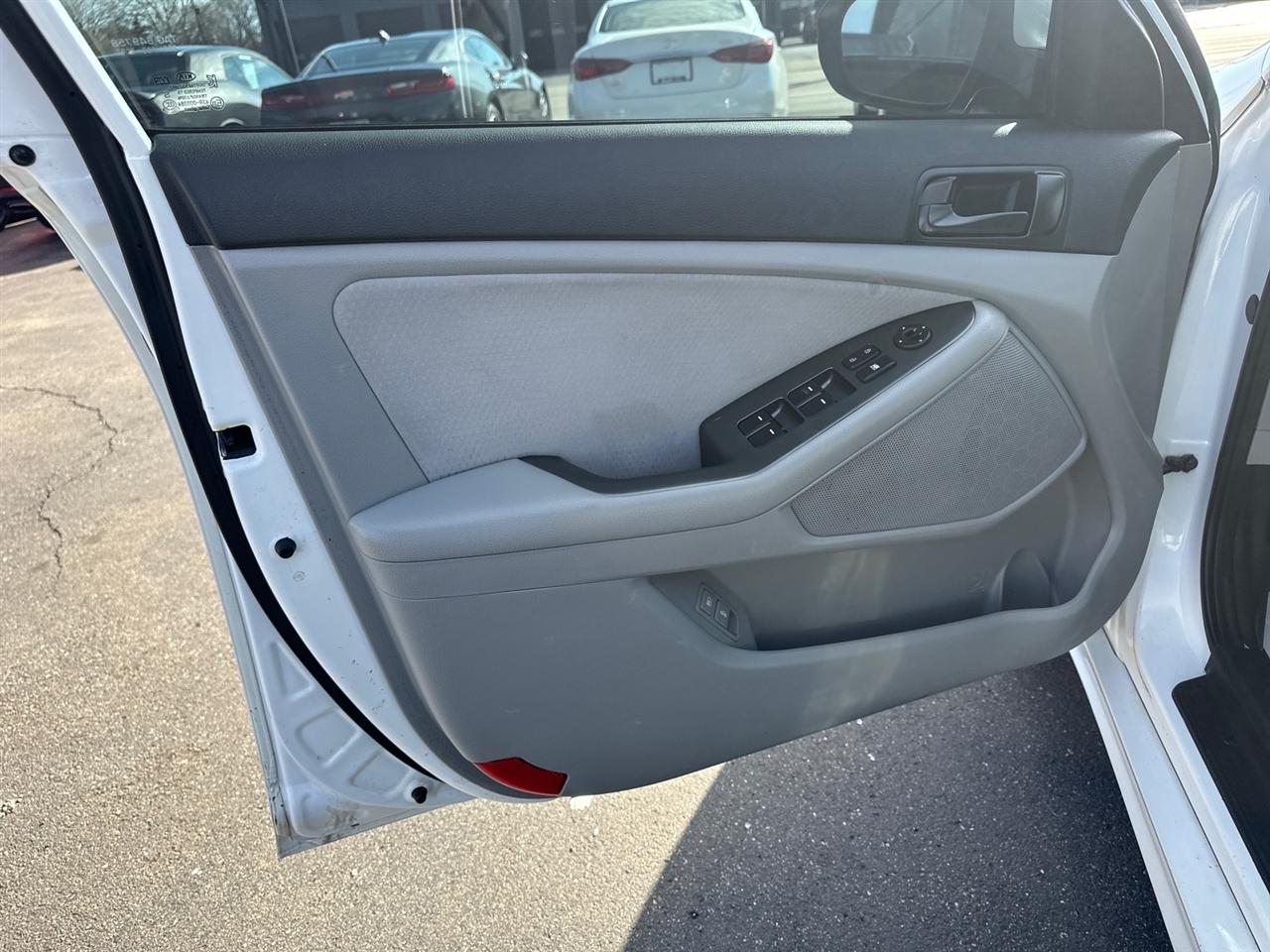 Kia Optima 4dr Sdn LX 2015