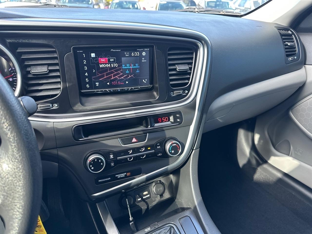 Kia Optima 4dr Sdn LX 2015