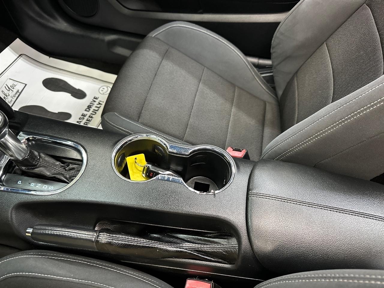 Ford Mustang 2dr Conv V6 2015