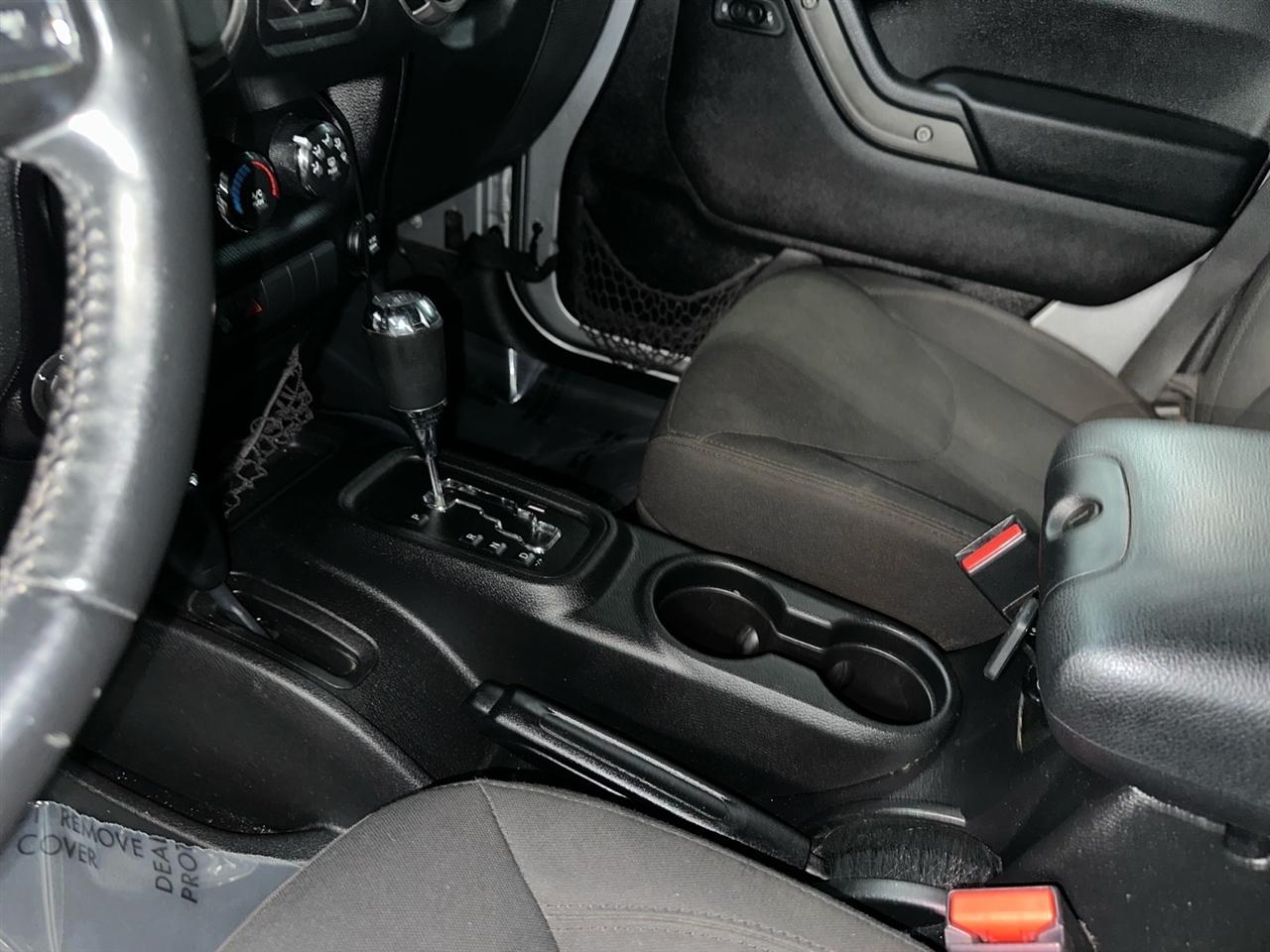 Jeep Wrangler Unlimited 4WD 4dr Sport 2015