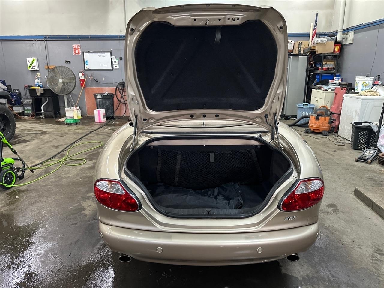 Jaguar XK8 2dr Conv 2001