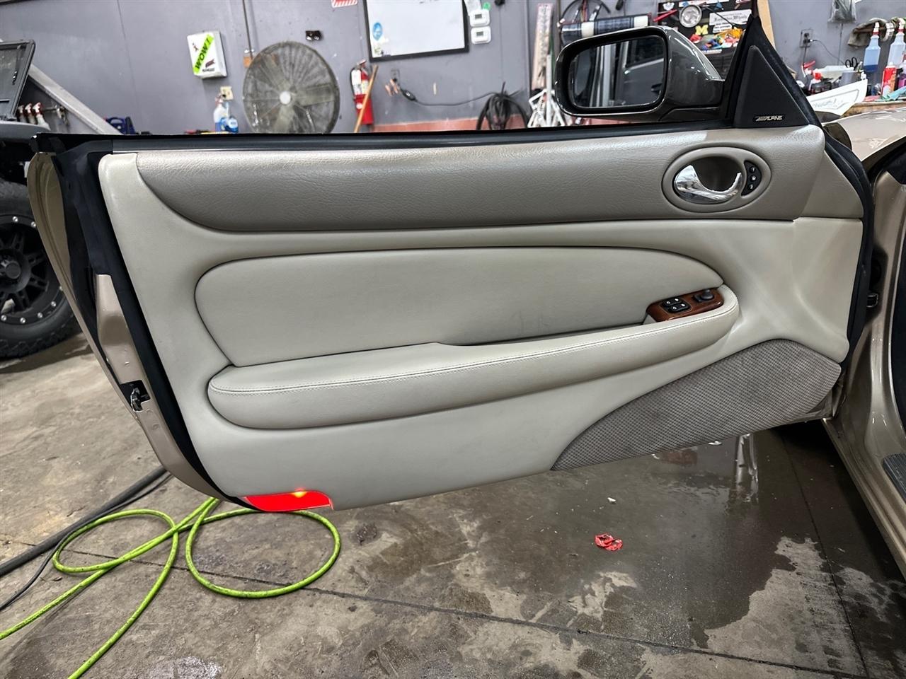 Jaguar XK8 2dr Conv 2001