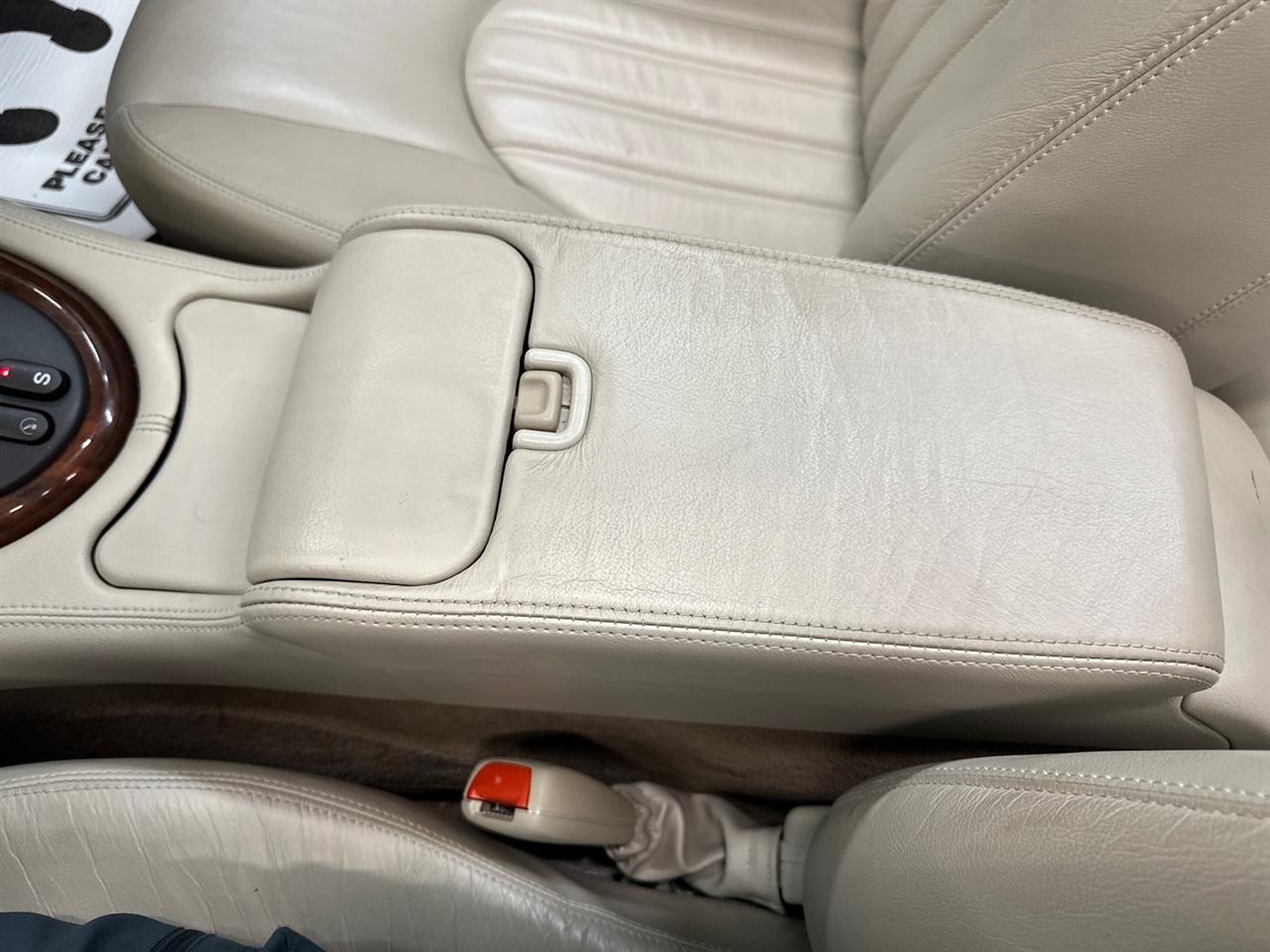 Jaguar XK8 2dr Conv 2001