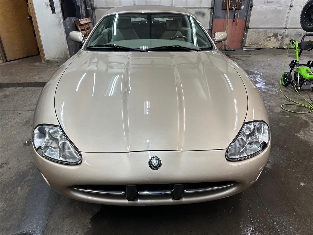Jaguar XK8 2dr Conv 2001