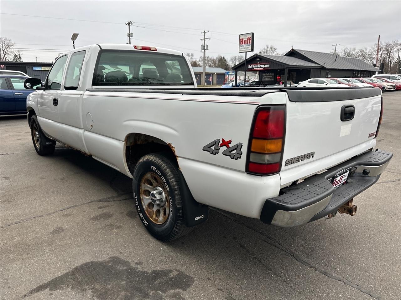 GMC Sierra 1500 Ext Cab 157.5" WB 4WD Work Truck 2006