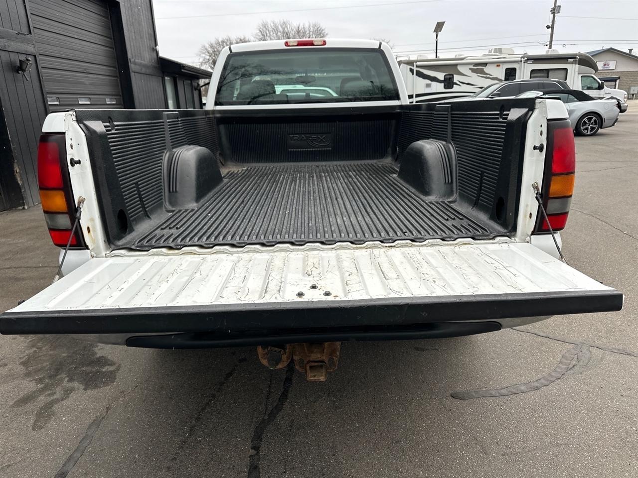 GMC Sierra 1500 Ext Cab 157.5" WB 4WD Work Truck 2006