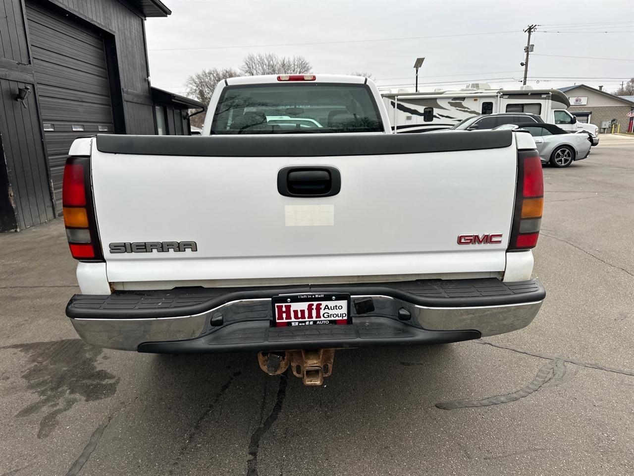 GMC Sierra 1500 Ext Cab 157.5" WB 4WD Work Truck 2006