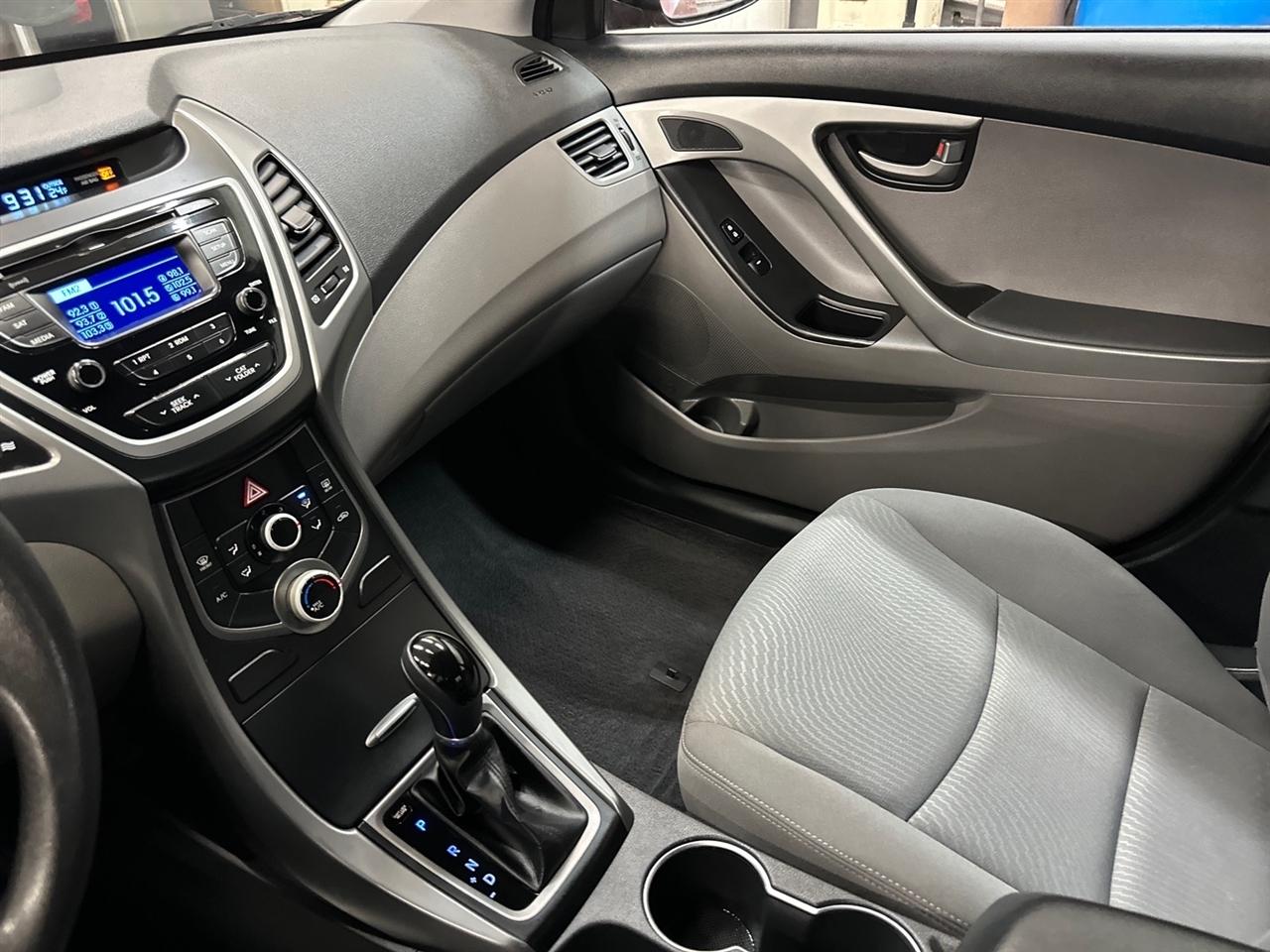 Hyundai Elantra 4dr Sdn Auto SE (Ulsan Plant) 2016