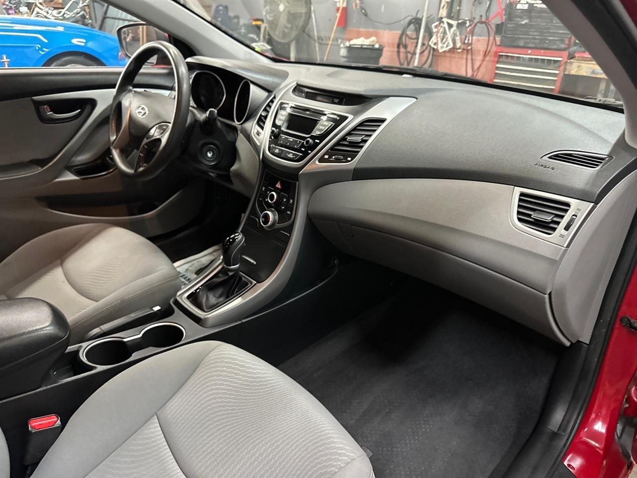 Hyundai Elantra 4dr Sdn Auto SE (Ulsan Plant) 2016