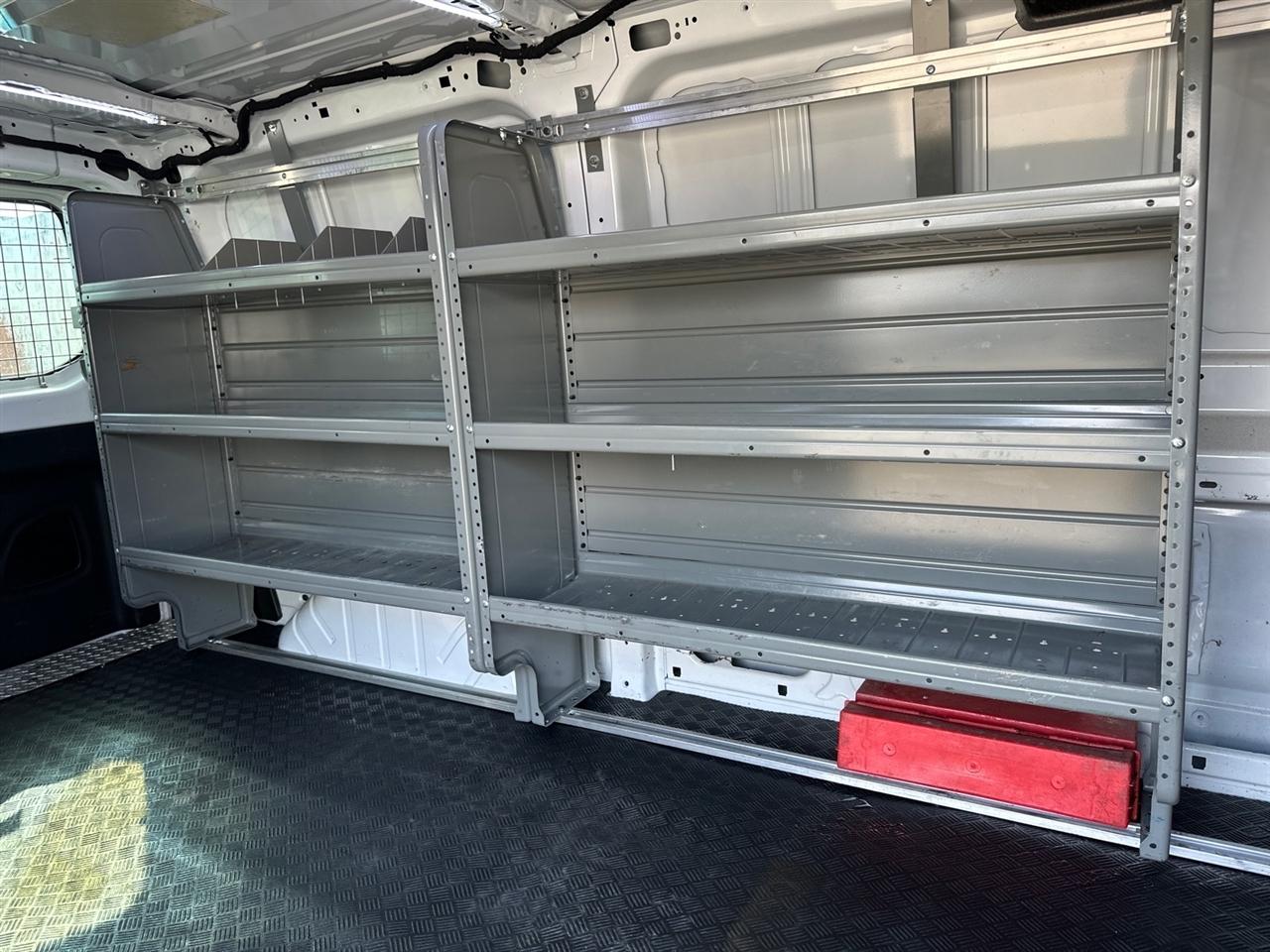 Ford Transit Van T-250 130" Low Rf 9000 GVWR Swing-Out RH Dr 2018