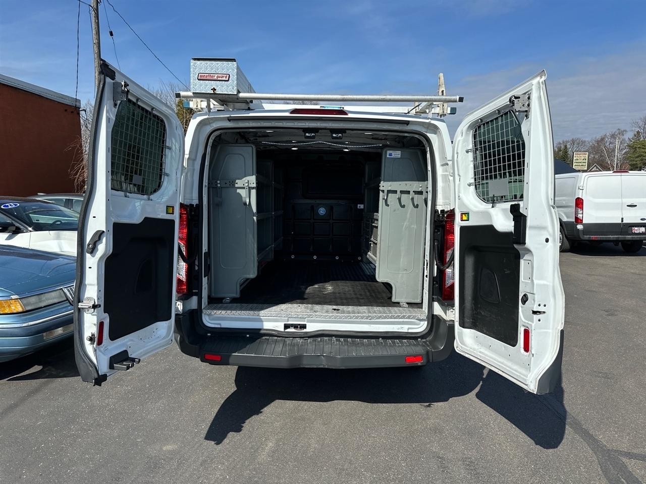 Ford Transit Van T-250 130" Low Rf 9000 GVWR Swing-Out RH Dr 2018