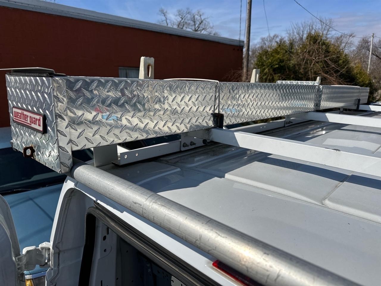 Ford Transit Van T-250 130" Low Rf 9000 GVWR Swing-Out RH Dr 2018