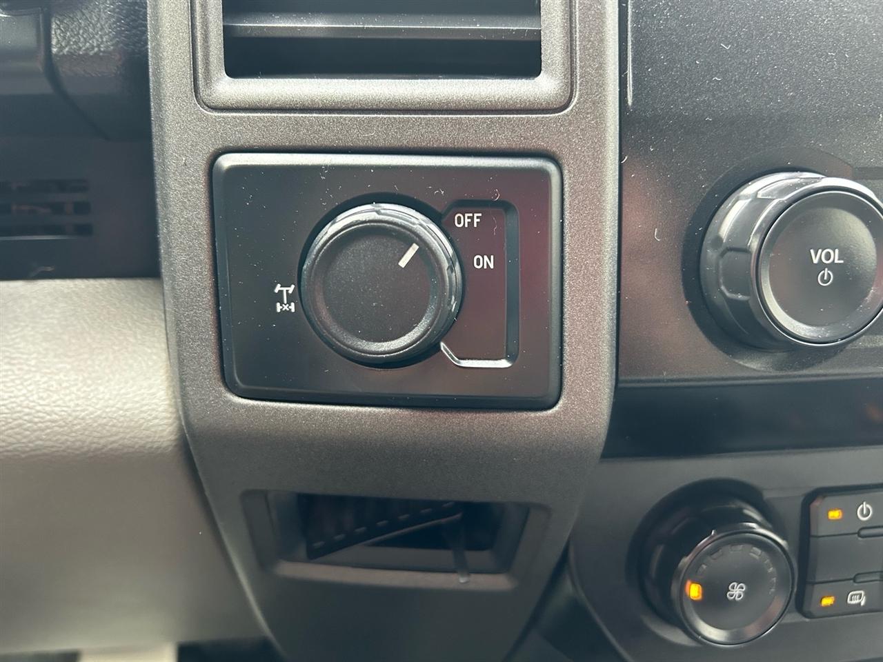 Ford Super Duty F-250 SRW King Ranch 2WD Crew Cab 8' Box 2020