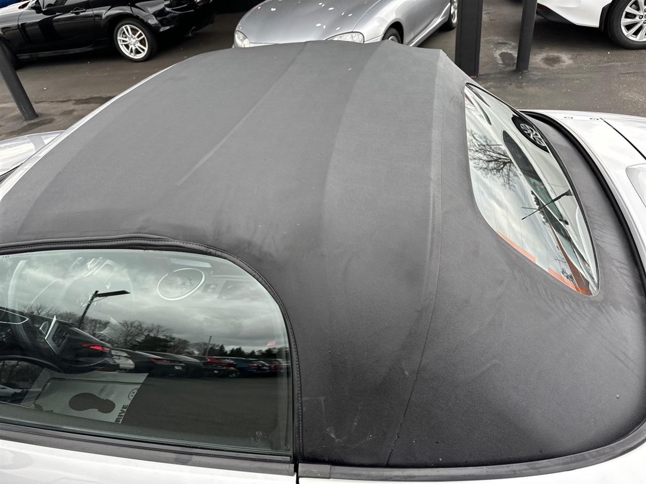 Mazda MX-5 Miata 2dr Conv Auto Touring 2008