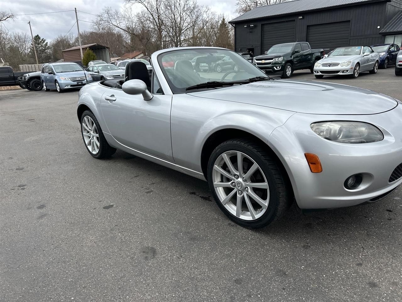 Mazda MX-5 Miata 2dr Conv Auto Touring 2008