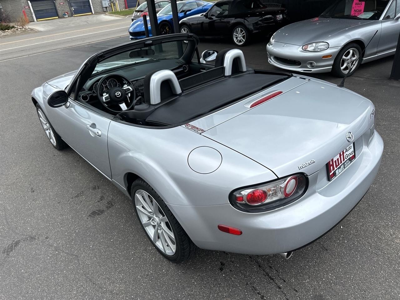 Mazda MX-5 Miata 2dr Conv Auto Touring 2008