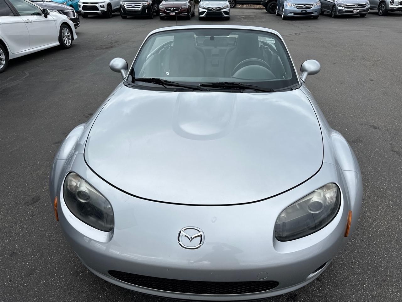 Mazda MX-5 Miata 2dr Conv Auto Touring 2008