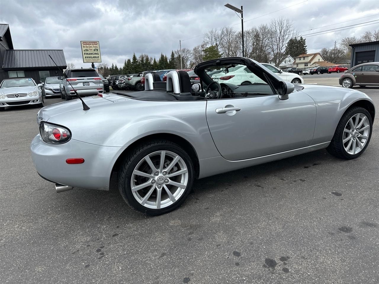Mazda MX-5 Miata 2dr Conv Auto Touring 2008