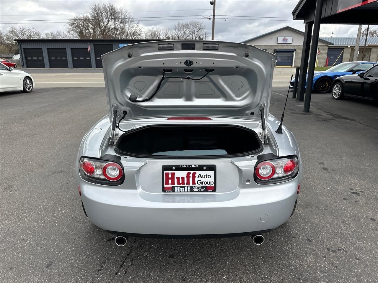 Mazda MX-5 Miata 2dr Conv Auto Touring 2008