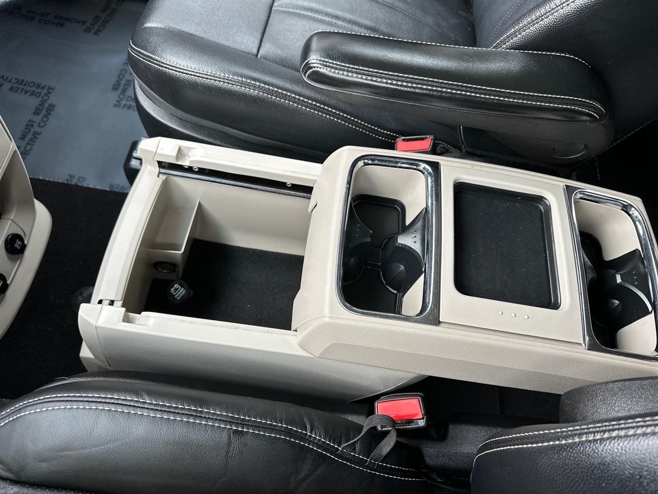 Chrysler Town & Country 4dr Wgn Touring 2015