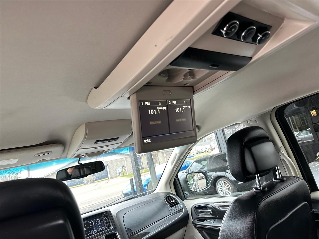 Chrysler Town & Country 4dr Wgn Touring 2015