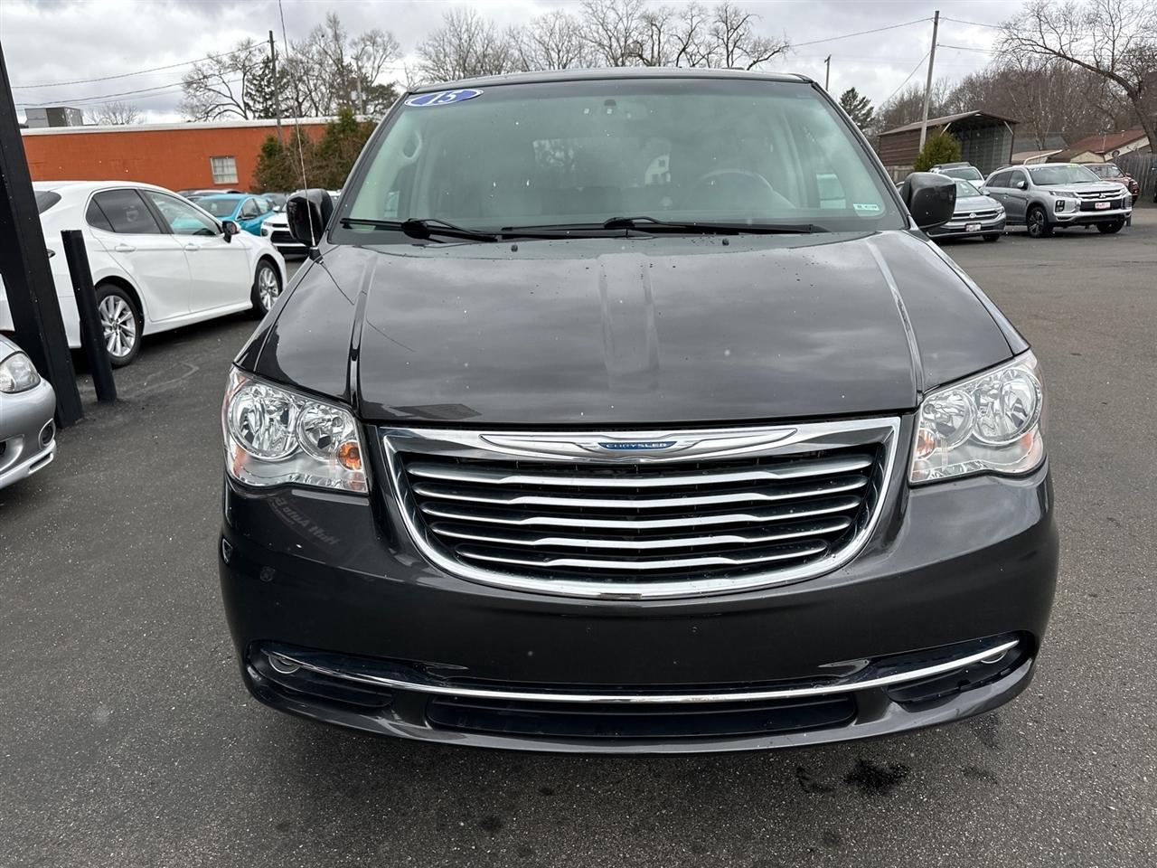 Chrysler Town & Country 4dr Wgn Touring 2015