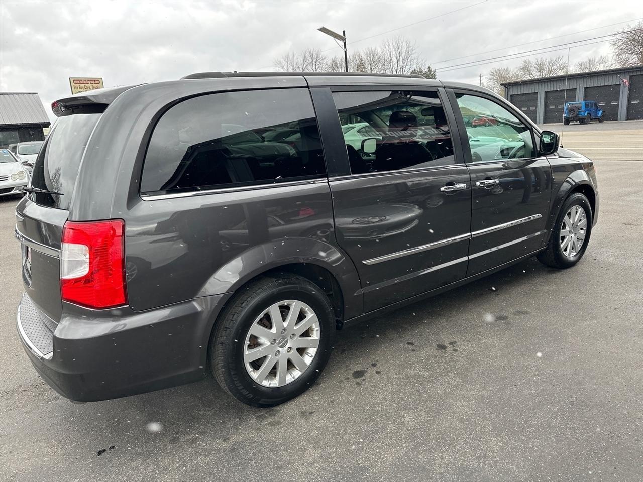 Chrysler Town & Country 4dr Wgn Touring 2015
