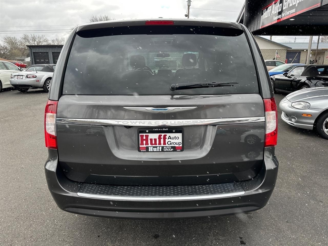 Chrysler Town & Country 4dr Wgn Touring 2015