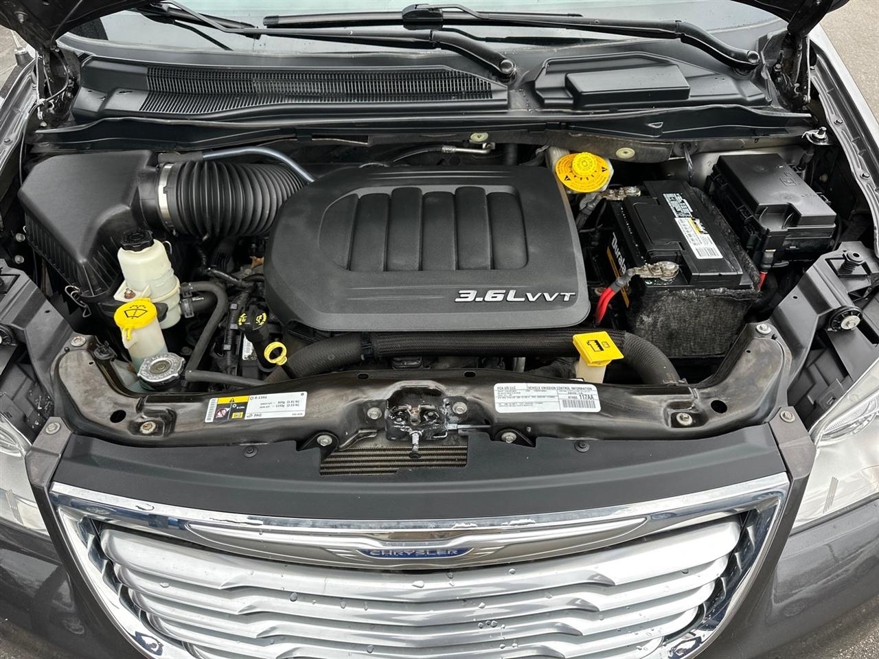 Chrysler Town & Country 4dr Wgn Touring 2015