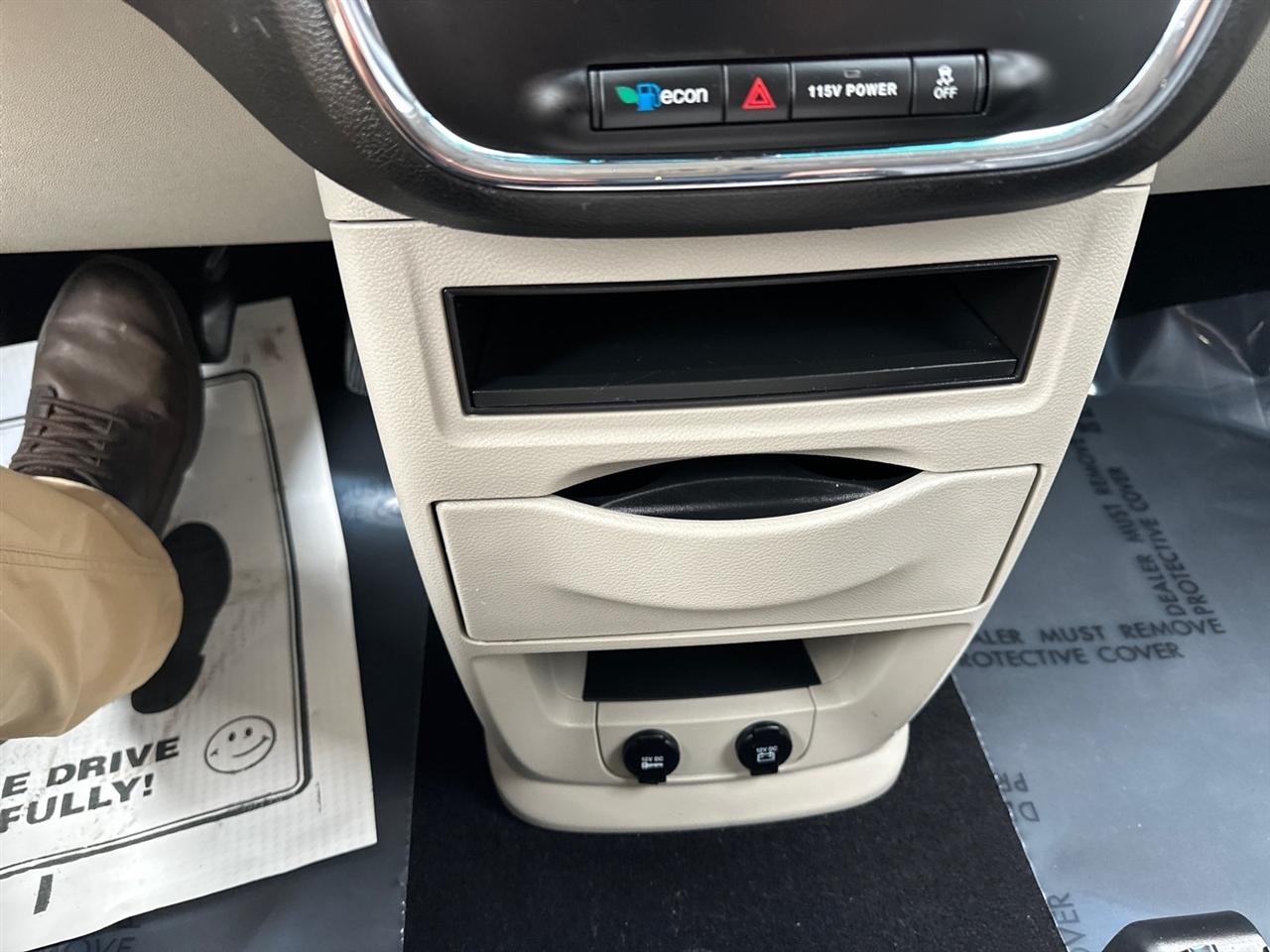 Chrysler Town & Country 4dr Wgn Touring 2015