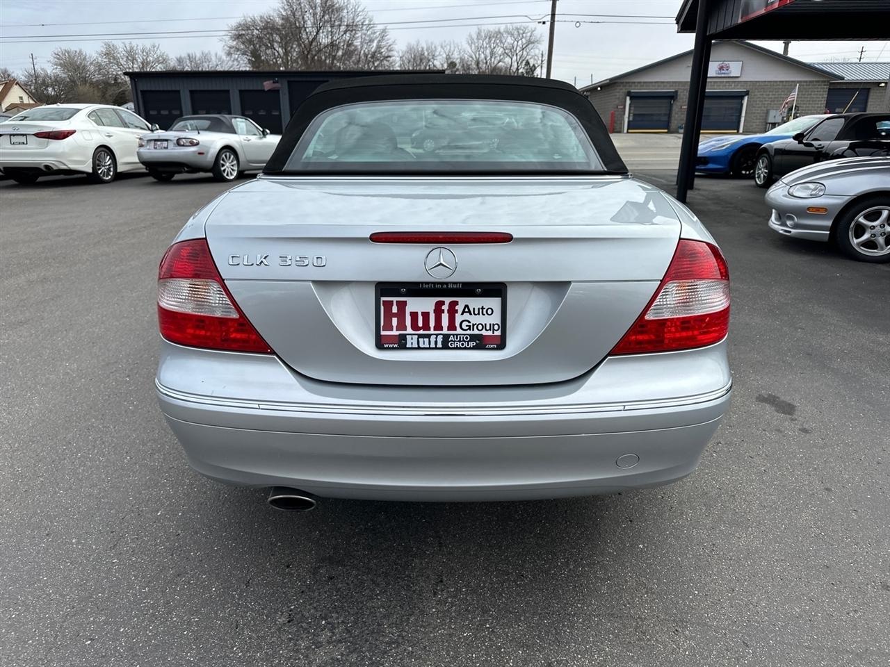 Mercedes-Benz CLK-Class 2dr Cabriolet 3.5L 2006