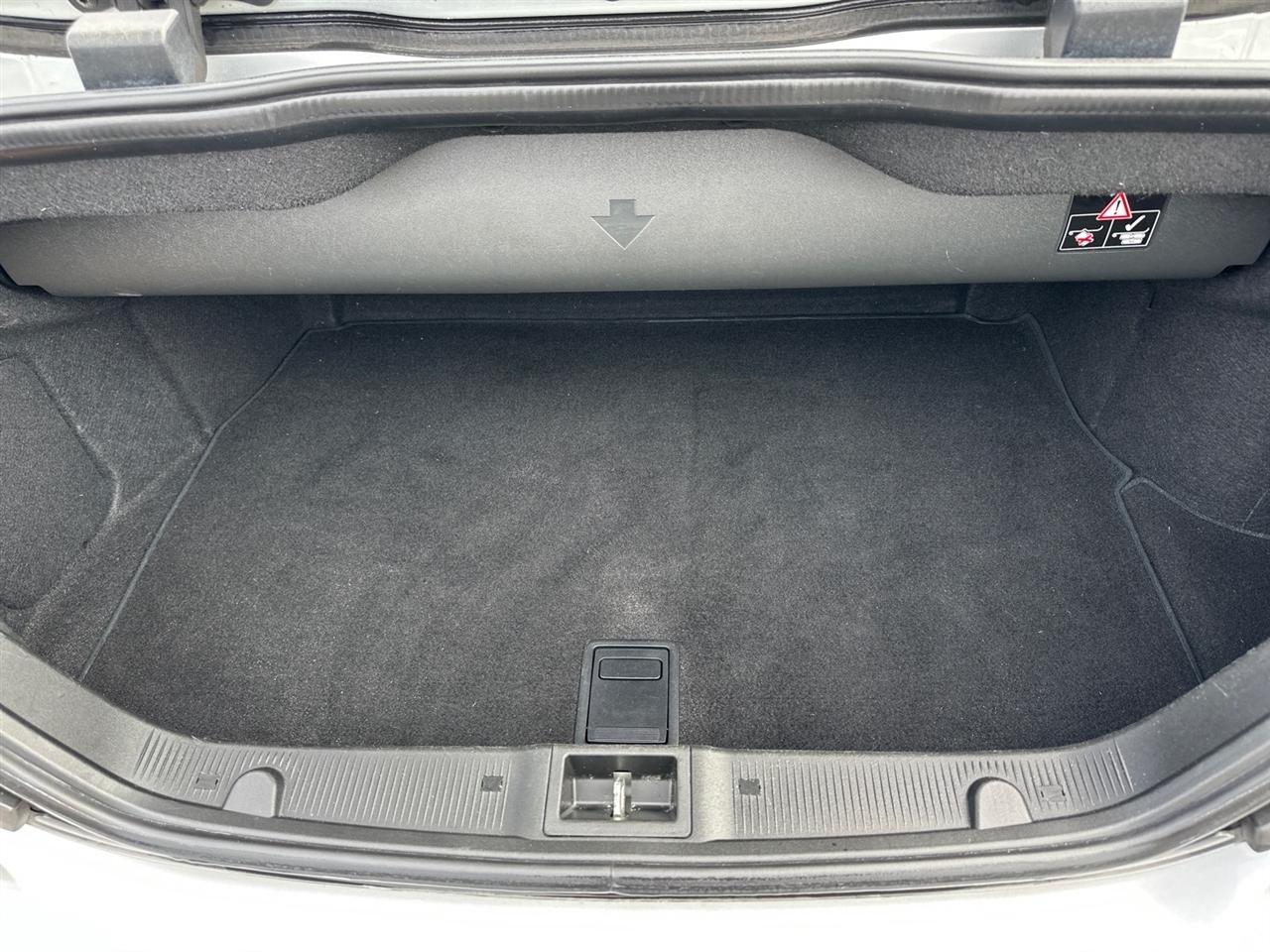 Mercedes-Benz CLK-Class 2dr Cabriolet 3.5L 2006