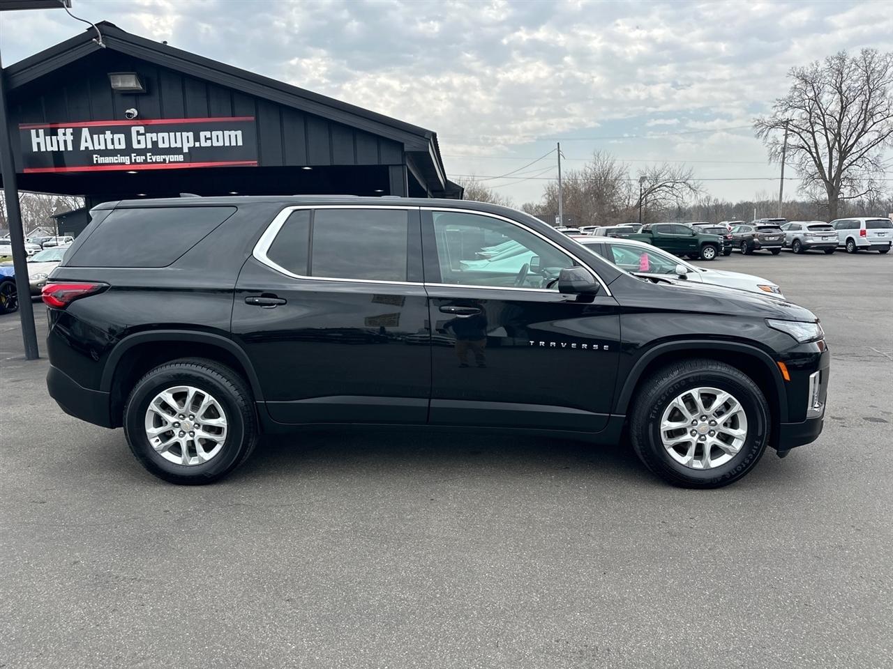 Chevrolet Traverse FWD 4dr LS w/1LS 2023