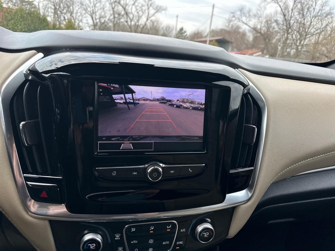 Chevrolet Traverse FWD 4dr LS w/1LS 2023