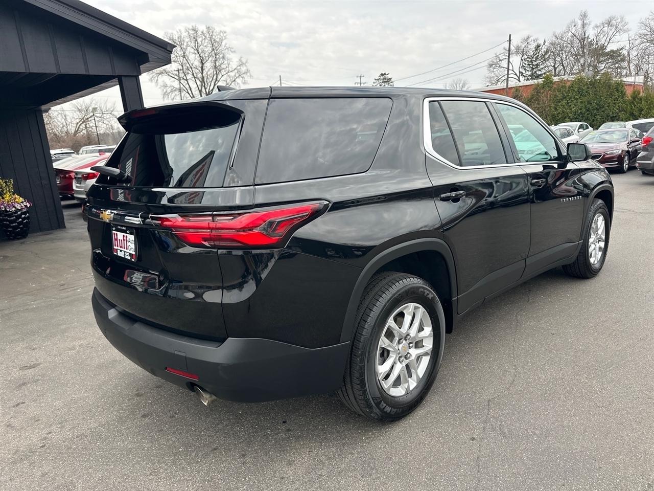 Chevrolet Traverse FWD 4dr LS w/1LS 2023